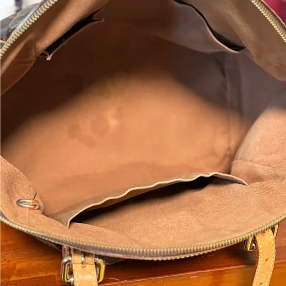 Louis Vuitton Tivoli Tan and Brown Monogram Shoulder Bag - Picture 13 of 16